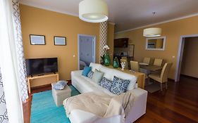 Seaside Family Apartment - Madeira Island